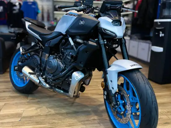 YAMAHA-MT-07 CONNECTED ABS YAMAHA-MT-07 CONNECTED ABS-2025