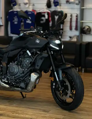 YAMAHA-MT-07 CONNECTED ABS-2025
