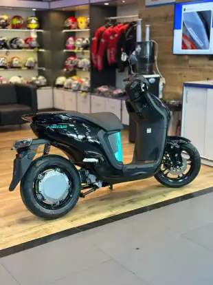 YAMAHA-NEOS CONNECTED-2025