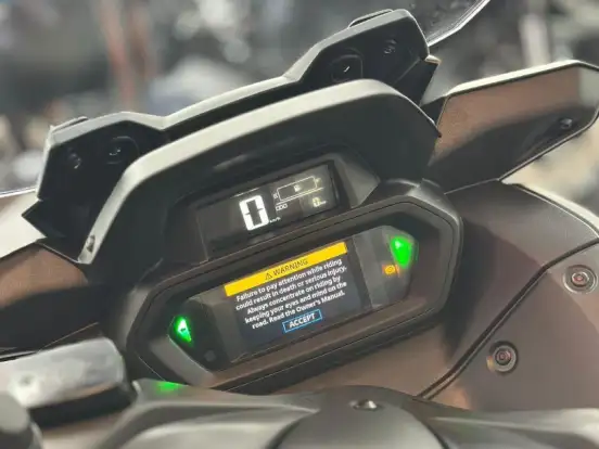YAMAHA-XMAX 250 CONNECTED ABS YAMAHA-XMAX 250 CONNECTED ABS-2025