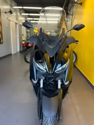 YAMAHA XMAX ABS 