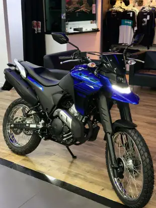 YAMAHA-XTZ 250 LANDER CONNECTED-2025
