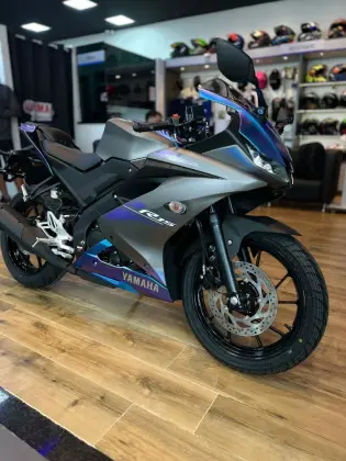 YAMAHA YZF R15 YAMAHA YZF R15