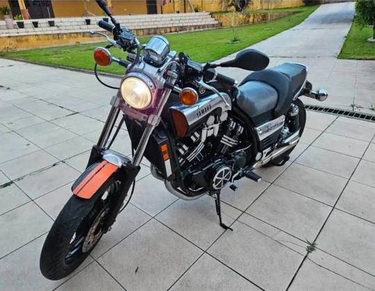 YAMAHA V MAX 1200 