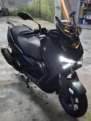 YAMAHA-XMAX 300 CONNECTED ABS-2025