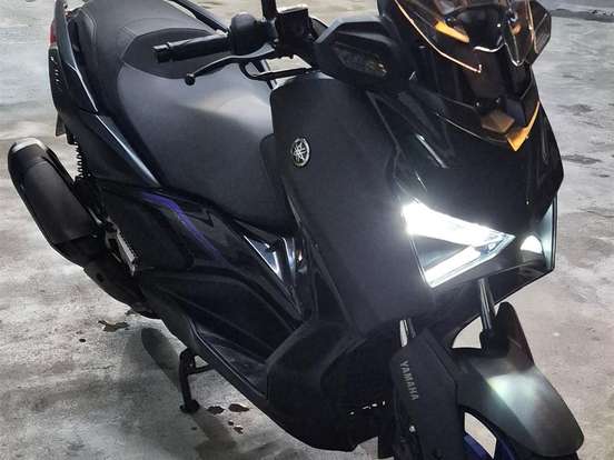 YAMAHA-XMAX 300 CONNECTED ABS YAMAHA-XMAX 300 CONNECTED ABS-2025