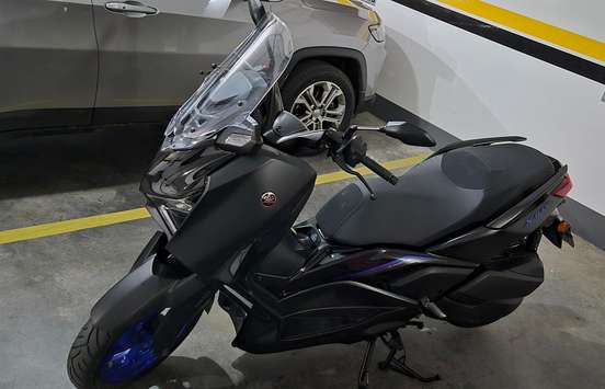 YAMAHA-XMAX 300 CONNECTED ABS-2025