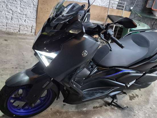 YAMAHA-XMAX 300 CONNECTED ABS YAMAHA-XMAX 300 CONNECTED ABS-2025