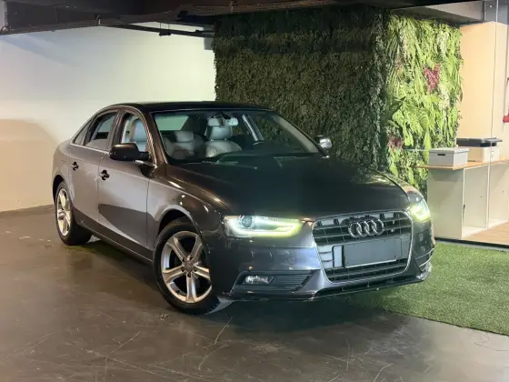 AUDI A4 1.8 TFSI AMBIENTE GASOLINA 4P MULTITRONIC