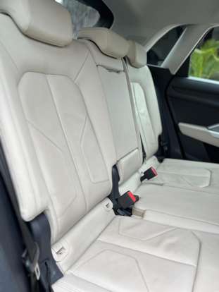 AUDI-Q3-2019