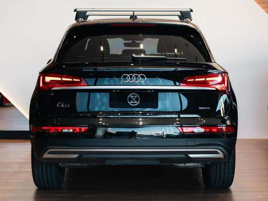 AUDI-Q5-2024