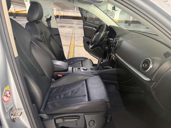 AUDI-A3-1.8 TFSI SEDAN AMBITION 16V 180CV GASOLINA 4P AUTOMÁTICO AUDI-A3-2016