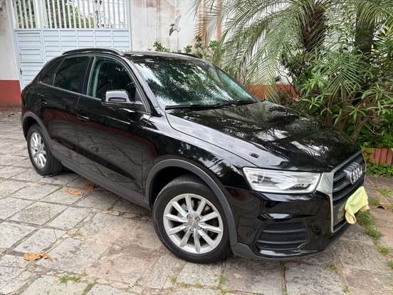 AUDI-Q3-2017