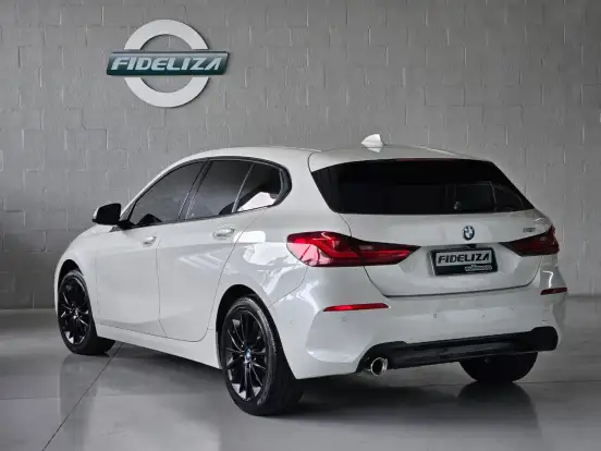 BMW-118i-2019