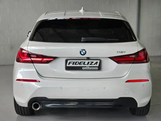 BMW-118i-2019