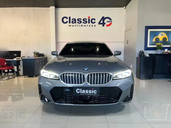 BMW 320i 2.0 16V TURBO FLEX M SPORT AUTOMÁTICO BMW 320i 2.0 16V TURBO FLEX M SPORT AUTOMÁTICO