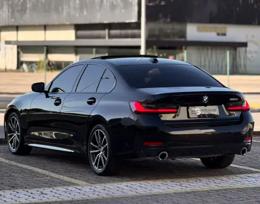 BMW-320i-2024