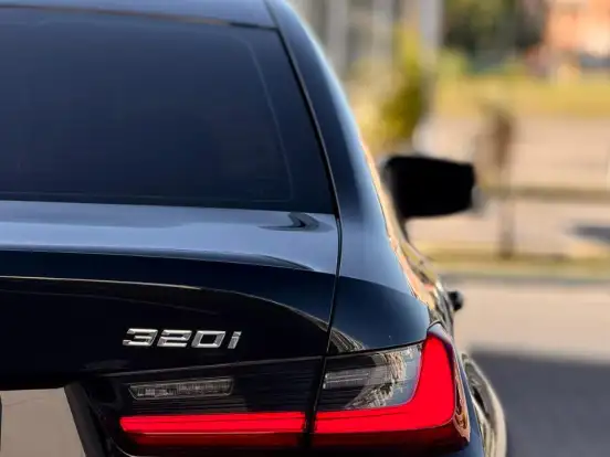 BMW-320i-2.0 16V TURBO FLEX SPORT GP AUTOMÁTICO BMW-320i-2024