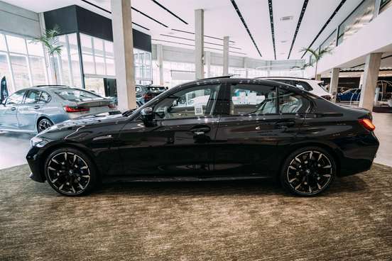 BMW-320i-2026