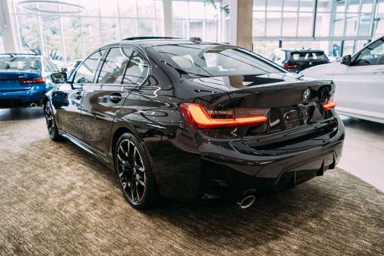 BMW-320i-2026