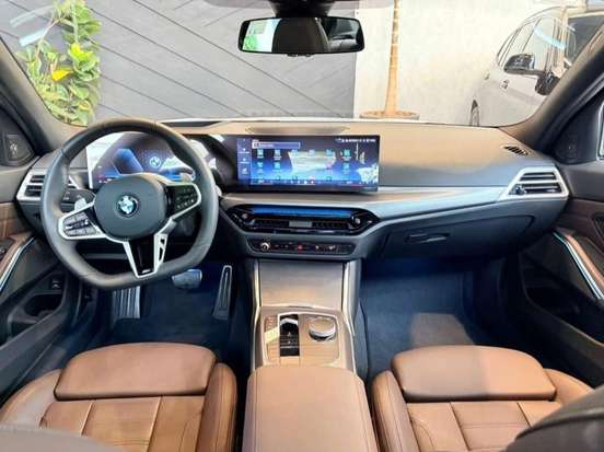 BMW-320i-2026