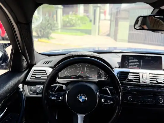 BMW-328i-2.0 M SPORT 16V ACTIVEFLEX 4P AUTOMÁTICO BMW-328i-2016