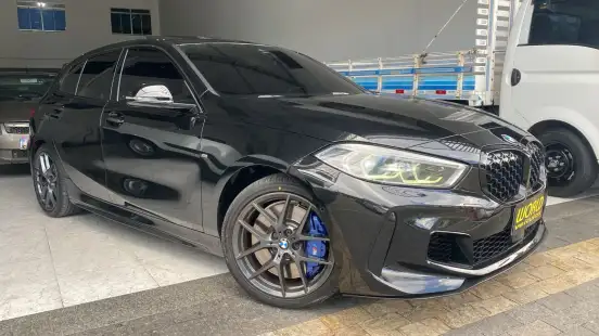 BMW-M 135i-2021