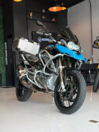 BMW R 1200 GS BMW R 1200 GS