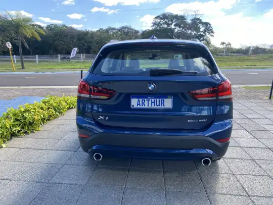BMW-X1-2021