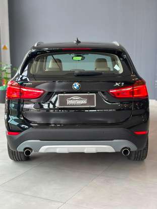 BMW-X1-2016