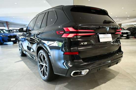 BMW-X5-2025