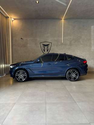 BMW-X6-2022