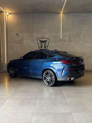 BMW-X6-2022
