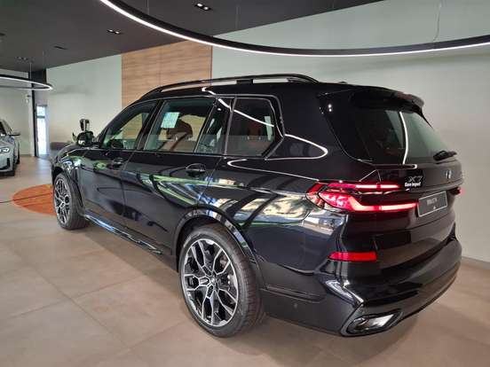 BMW-X7-3.0 TWINPOWER GASOLINA XDRIVE40I M SPORT STEPTRONIC BMW-X7-2025