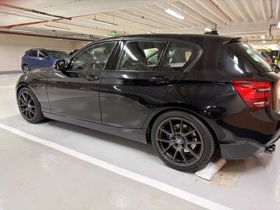 BMW-120i-2015