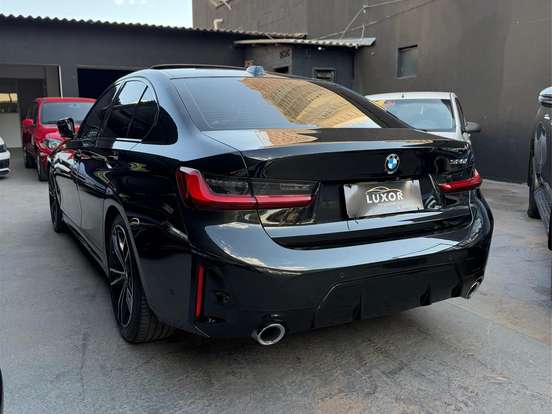 BMW-320i-2.0 16V TURBO FLEX M SPORT AUTOMÁTICO BMW-320i-2022