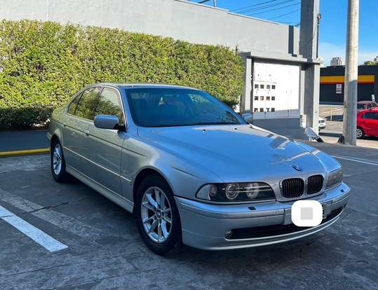 BMW-540i-2002