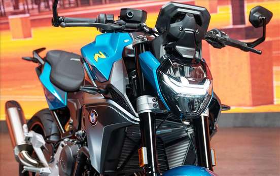 BMW-F 900 R SPORT PLUS-2026