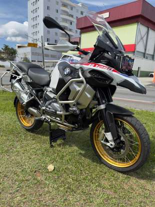 BMW-R 1250 GS ADVENTURE PREMIUM RALLYE BMW-R 1250 GS ADVENTURE PREMIUM RALLYE-2023