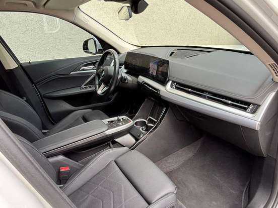 BMW-X1-2.0 16V TURBO GASOLINA SDRIVE20I X-LINE STEPTRONIC BMW-X1-2023