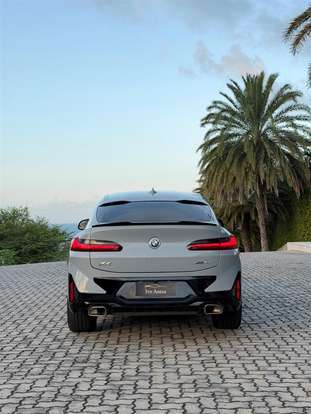 BMW-X4-2023