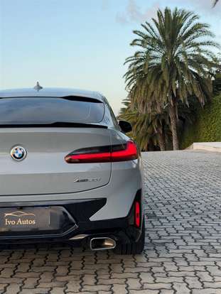 BMW-X4-2023