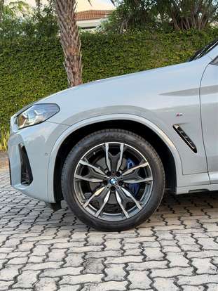 BMW-X4-2023