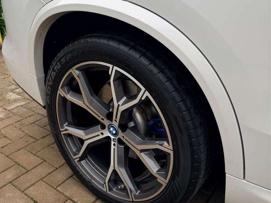 BMW-X5-3.0 I6 TURBO HÍBRIDO XDRIVE45E M SPORT AUTOMÁTICO BMW-X5-2021