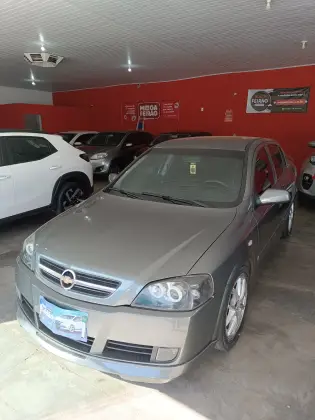 CHEVROLET ASTRA 2.0 MPFI ADVANTAGE 8V FLEX 4P MANUAL CHEVROLET ASTRA 2.0 MPFI ADVANTAGE 8V FLEX 4P MANUAL