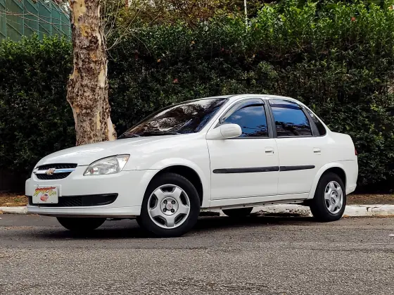 CHEVROLET CLASSIC 1.0 MPFI LS 8V FLEX 4P MANUAL CHEVROLET CLASSIC 1.0 MPFI LS 8V FLEX 4P MANUAL