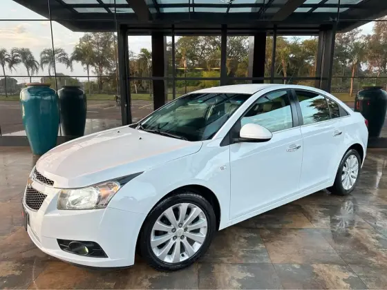 CHEVROLET CRUZE 1.8 LTZ 16V FLEX 4P AUTOMÁTICO CHEVROLET CRUZE 1.8 LTZ 16V FLEX 4P AUTOMÁTICO