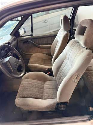 CHEVROLET-MONZA-1992