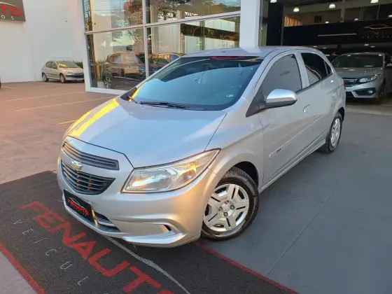 CHEVROLET ONIX 1.0 MPFI JOY 8V FLEX 4P MANUAL CHEVROLET ONIX 1.0 MPFI JOY 8V FLEX 4P MANUAL