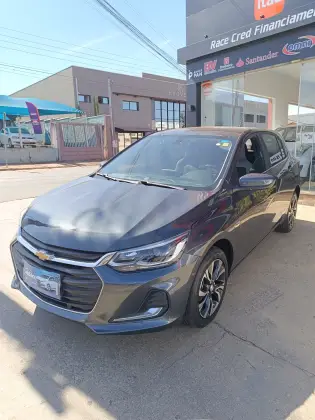 CHEVROLET ONIX 1.0 TURBO FLEX PREMIER AUTOMÁTICO CHEVROLET ONIX 1.0 TURBO FLEX PREMIER AUTOMÁTICO